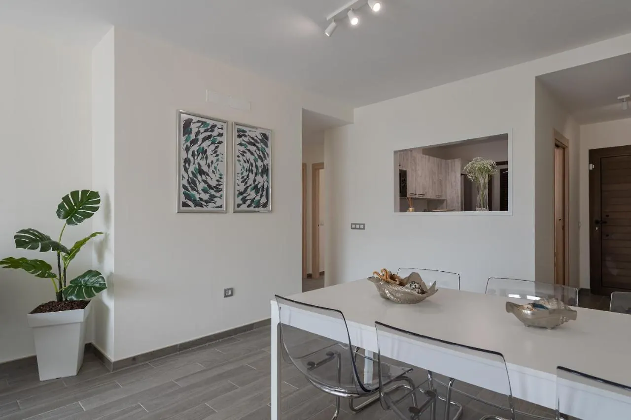Lägenhet Homeforguest Flat With Large Terrace In Modern Residential Complex With Swimming Pool Caleta De Fuste