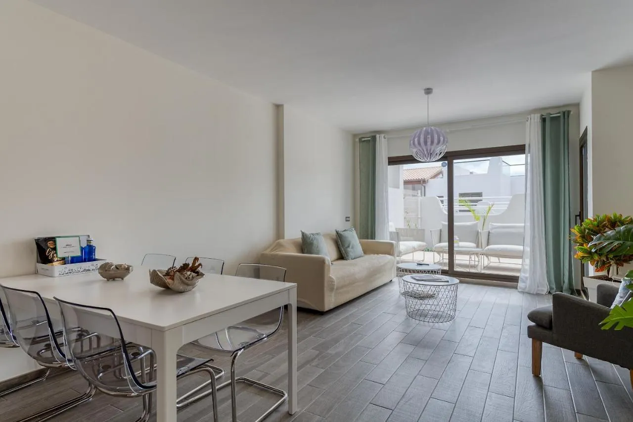 Lägenhet Homeforguest Flat With Large Terrace In Modern Residential Complex With Swimming Pool Caleta De Fuste